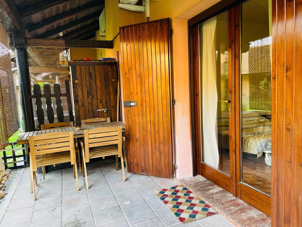 Borgo Del Nibbio Lägenhet Porto Levante Exteriör bild